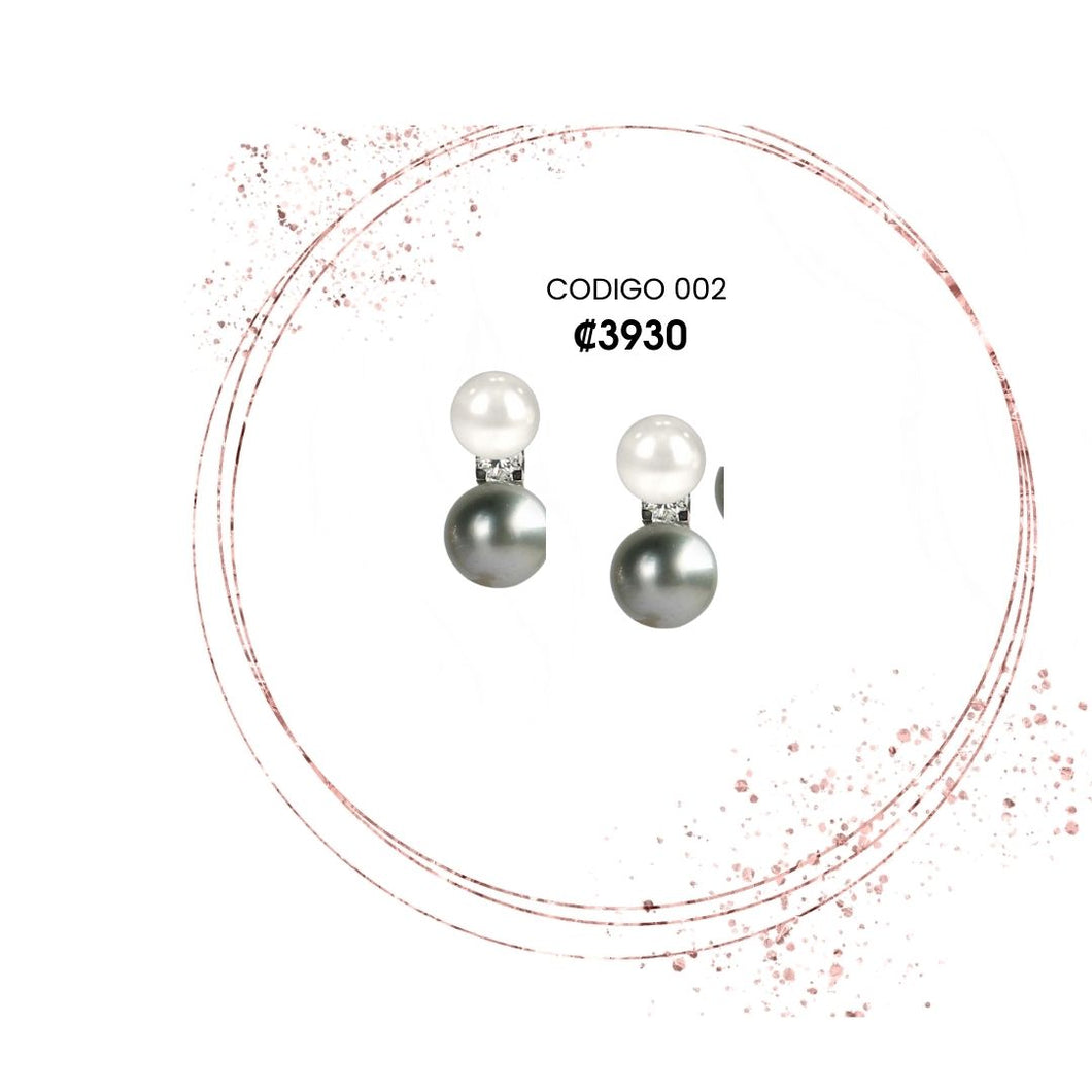 Aretes codigo 002 perlas gris y blanca